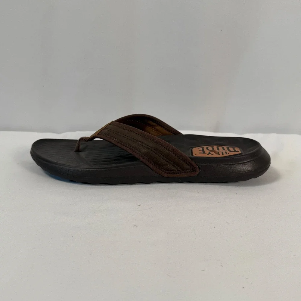 Hey Dude Myers Flip Flops Classic Thong Sandals Mens M8 Brown‎ Leather Strap